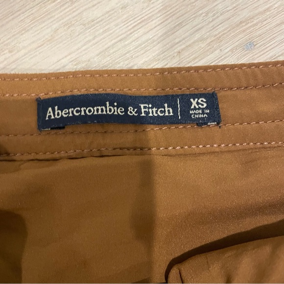Abercrombie suede brown button up skirt - Picture 2 of 3